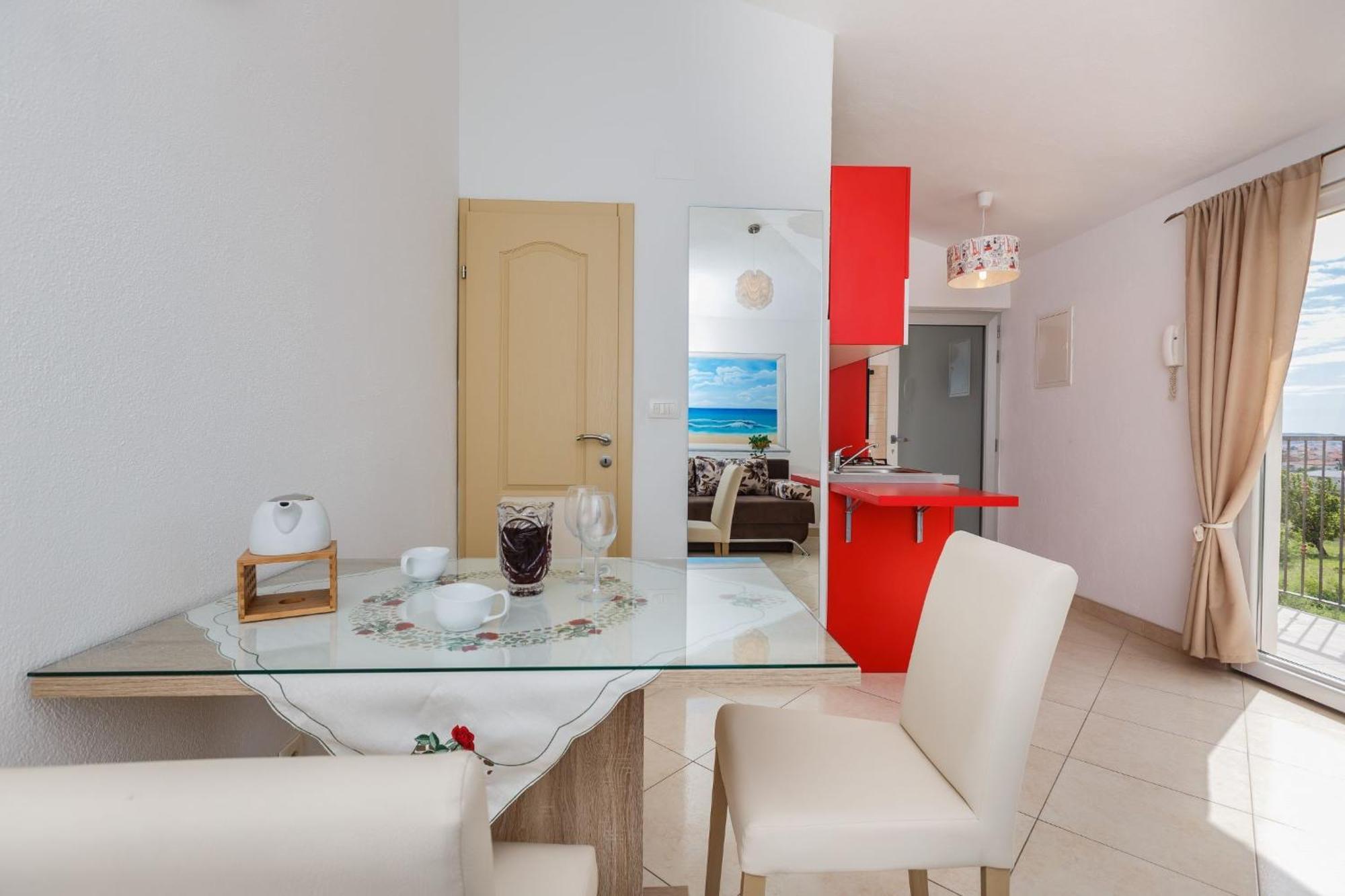 Holiday Home Chester With Heated Pool Kaštela Rum bild