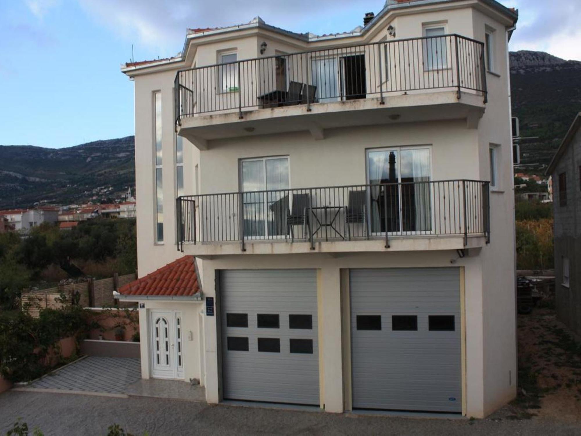 Holiday Home Chester With Heated Pool Kaštela Rum bild