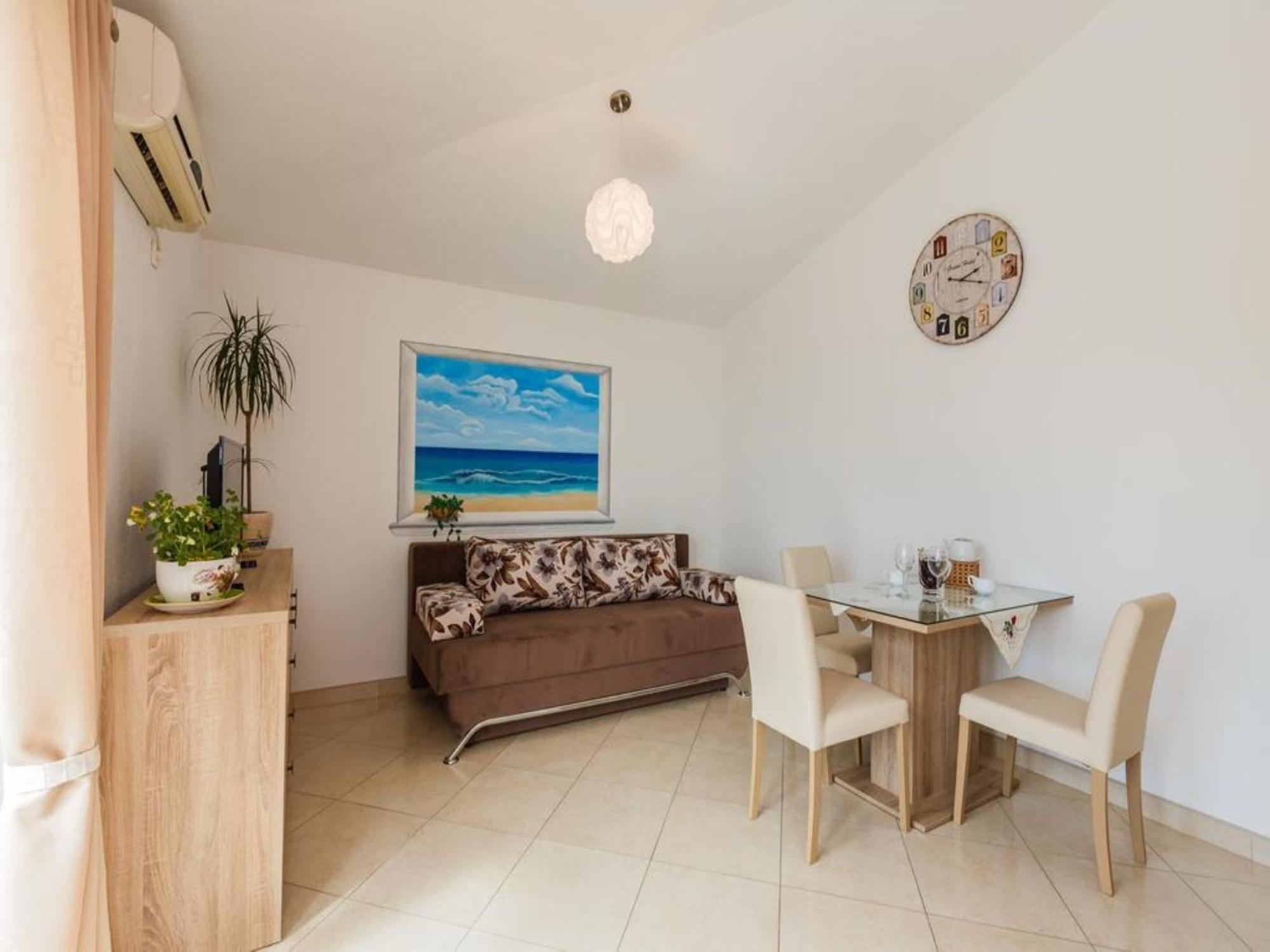 Holiday Home Chester With Heated Pool Kaštela Rum bild